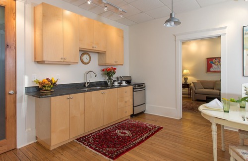 Hendersonville Apartment | Sunset on the Attic on Main Street. Charming Hendersonville. Walkable. Off street parking