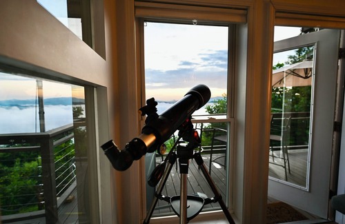 Bryson City House | Sunset Peaks Luxe Mtn Escape + HotTub & Pool Table