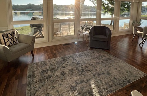 Pierceton Cottage | Sunset Point - Lakefront Kuhn Lake Cottage