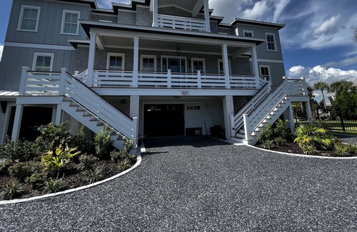 Charleston County House | Sunset Retreat on water 2min walk to beach!