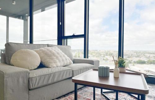 Lidcombe Apartment | Sunset Serenity 2 bedroom Apt in Olympic Park