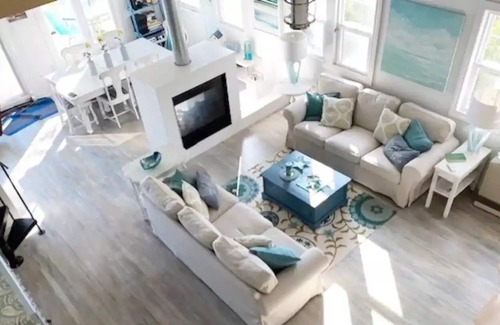 Selkirk Cottage | Sunset Shores on Lake Erie, LA Style Lake House