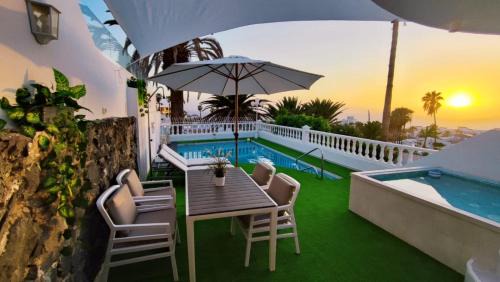 Costa Adeje Villa | Sunset Suite - private pool and jacuzzi with oceanview