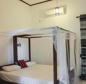Pottuvil Division 2 House | Sunset View Beach Hotel
