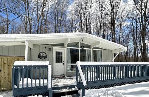 Elmira House | Sunset View Cottage
