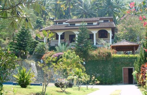 Senggigi Villa | Sunset Villa