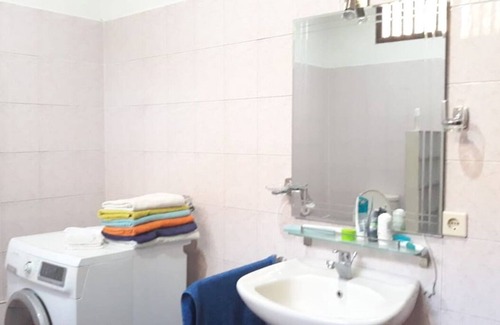 Senggigi Villa | Sunset villa Lombok, family villa with private pool and full staff.