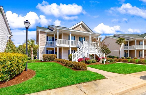 Sunset Beach Apartment | Sunset Village 16-D