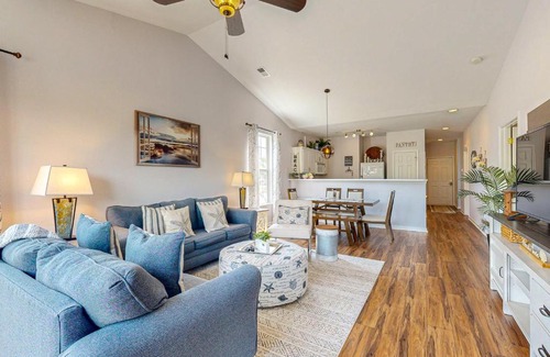 Sunset Beach Apartment | Sunset Village 16-D
