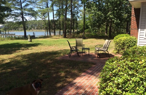 Port Haywood House | Sunsets on the Mobjack and East River! Bring your kayaks & bikes.