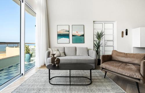 Herzliya Pituach Apartment | Sunsets Paradise 2BR with Parking by Beachfront Stay