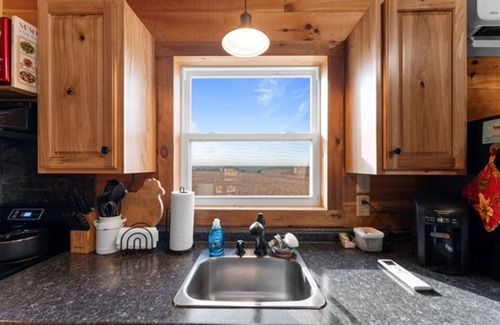 Omaha Cabin | Sunsets-Table Rock Lake-Branson-Thunder Ridge
