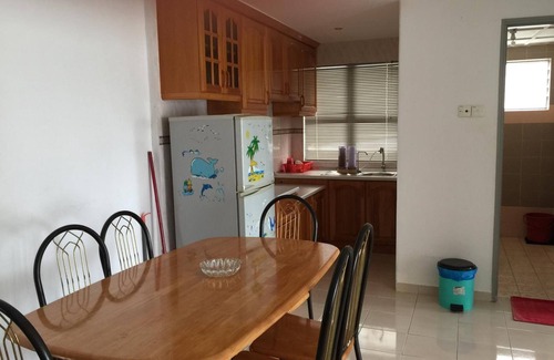 Taman Haji Zainal House | Sunshine Bay Resort Port Dickson
