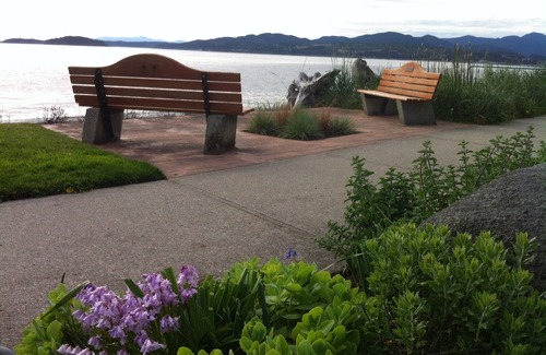 Davis Bay House | Sunshine Coast Suites - Enjoy the wonders of the Sunshine Coast in Davis Bay