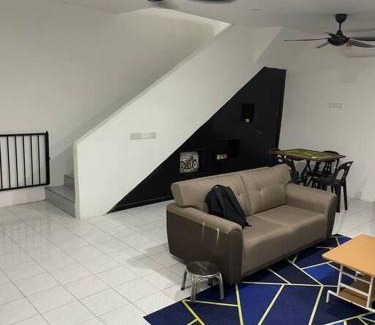 Central Seberang Perai House | SunShine HomeStay