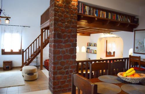 Karterados House | Sunshine house for 9, cozy set up,verandas, sea view.