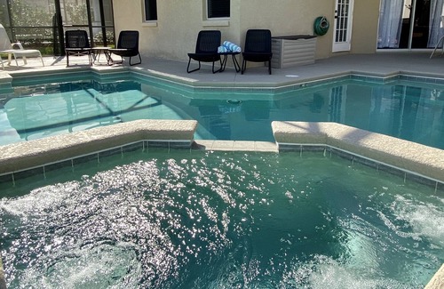 Calabay Parc House | ⭐️Sunshine State of Mind⭐️ Relax a beautiful Pool Home 20 min. from Disney