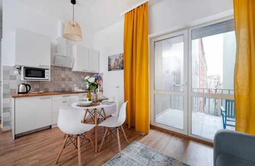 Lodz Apartment | Sunshine Studio Wólczańska 53 - by Rentujemy