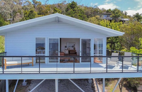 Bicheno House | Suntrap Cove - you and the ocean