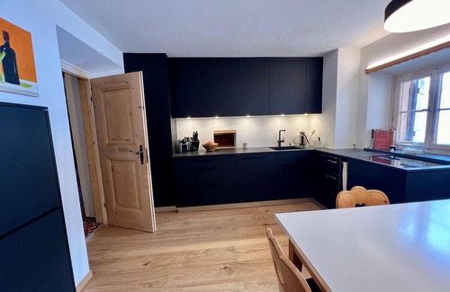 Engadin Scoul Apartment | Suot Chastè Tarasp - Authentic Engadine house with 6.5 rooms at the foot of Tarasp Castle