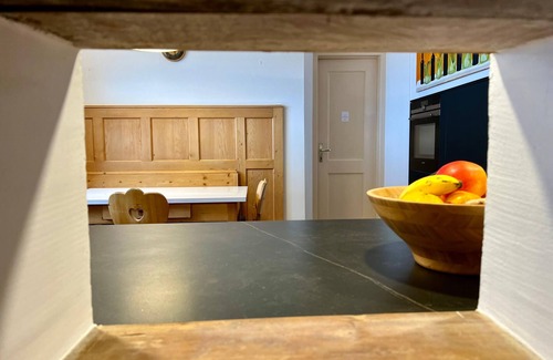 Engadin Scoul Apartment | Suot Chastè Tarasp - Authentic Engadine house with 6.5 rooms at the foot of Tarasp Castle