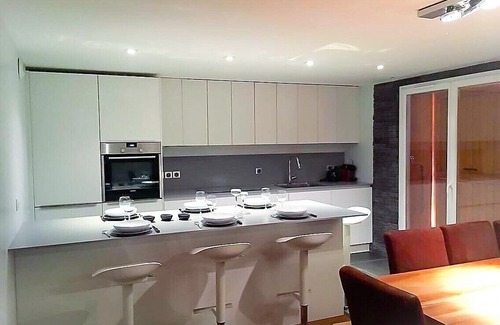 Les Deux Alpes Apartment | Super 10C Apartment at the foot of the slopes