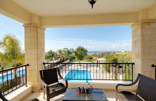 Kouklia Villa | Super 3 bed villa with private pool & sea views in great location! CTO. 0003865