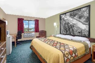 Antigo Hotel | Super 8 by Wyndham Antigo