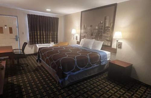McNair Hotel | Super 8 by Wyndham Baytown I-10
