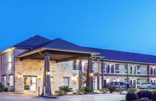 Center Hotel | Super 8 by Wyndham Center