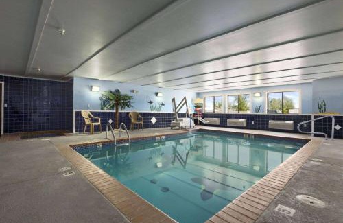 Childress Hotel | Super 8 by Wyndham Childress