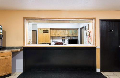 Dumfries Hotel | Super 8 by Wyndham Dumfries/Quantico