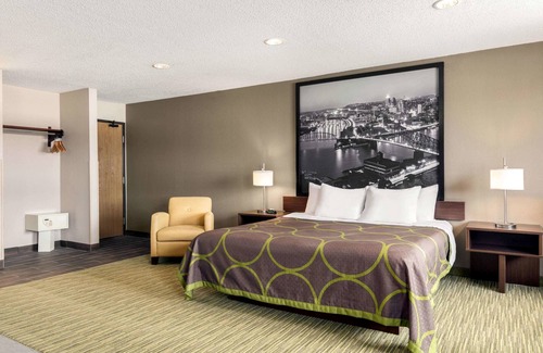 Hanover Hotel | Super 8 by Wyndham Hanover