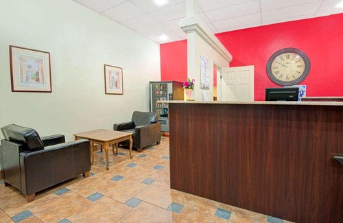 Mesilla Park Hotel | Super 8 by Wyndham Las Cruces University Area
