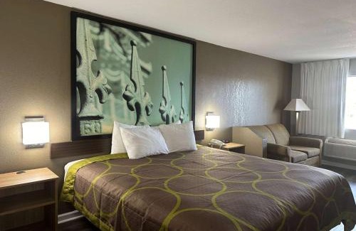 Monroe Hotel | Super 8 by Wyndham Monroe