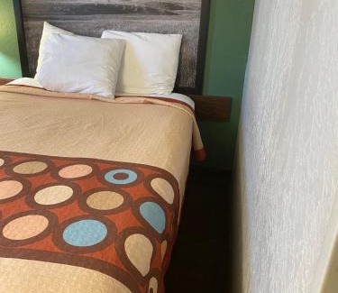 Pierre Hotel | Super 8 by Wyndham Pierre SD