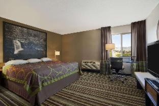 Pocatello Hotel | Super 8 by Wyndham Pocatello