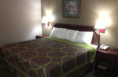 Richardson Hotel | Super 8 by Wyndham Richardson Dallas