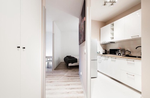 Bemowo Apartment | Super Apart Dywizjonu 303 175/58