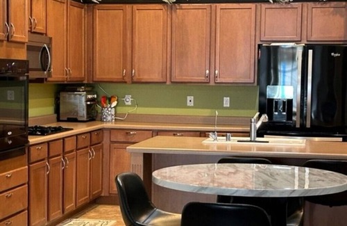 Glendale House | ☀️Super Bowl Ready!☀️ private home, short walk to stadium.
