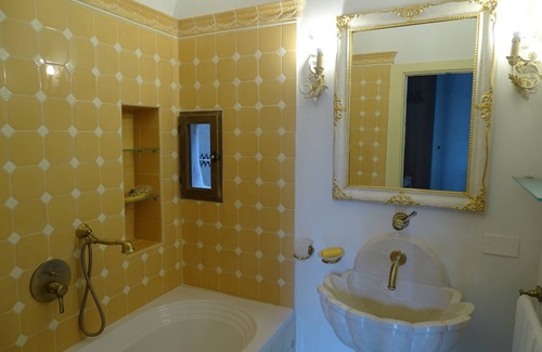 Florence Condo | Super Central and Carefully Restored between the Duomo and the Uffizi!