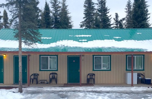 Sterling Cottage | Super comfortable Alaska Cottage or Kitchenette.