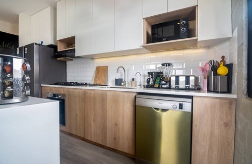 Pisco Apartment | Super Comfy Apt for 4, with own Private Terrace & Sauna