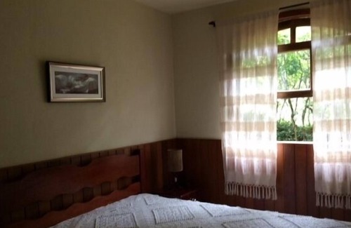 Maringa House | Super cozy house, 1.5Km Gastronomic Center Vila de Maringá MG - Downtown
