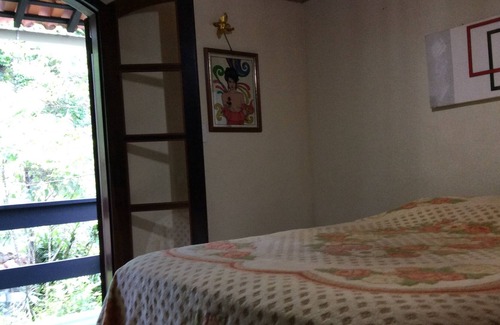 Maringa House | Super cozy house, 1.5Km Gastronomic Center Vila de Maringá MG - Downtown