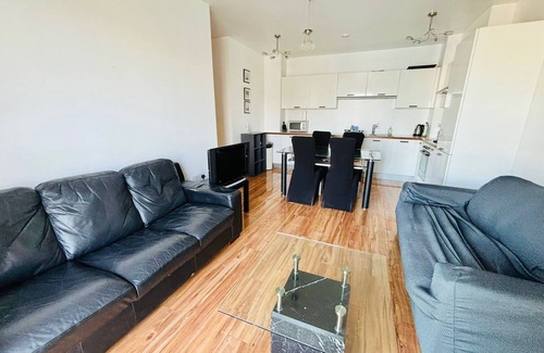Grand Canal Dock Apartment | Super Grand Water Front View 2 Beds/2 Baths