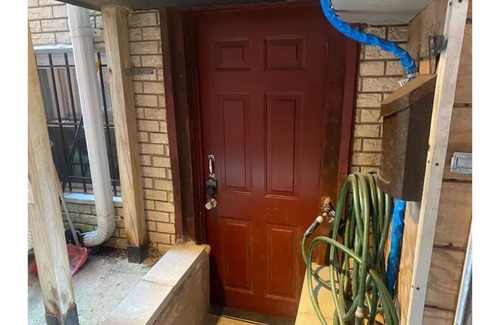 Manhattan Beach Apartment | Super Location in Brooklyn - Entire 1 bedroom apartment