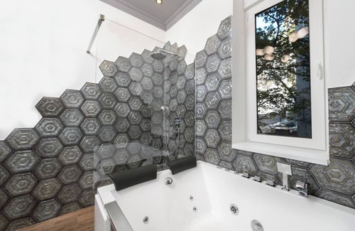 Savamala Apartment | Super LUX Jakuzi studio in downtown/parking 12e/d
