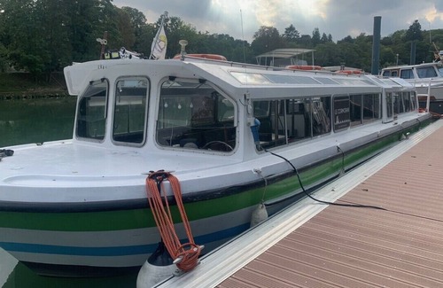 La Ferte-sous-Jouarre Boat Rental | Super Mini-salle Pour vos Fêtes, sur L'eau !