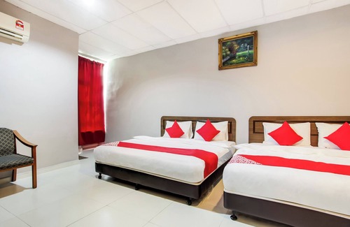 Simpang Hotel | Super OYO 89427 Kavanas Hotel Taiping